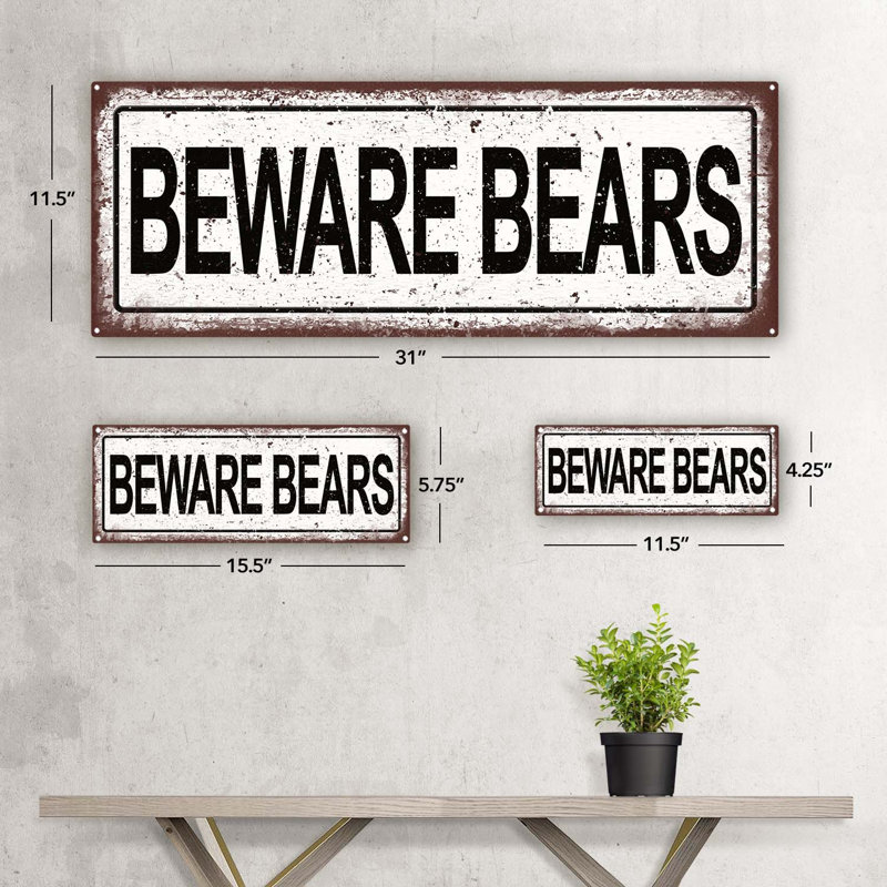"Beware Bears", plaque en métal, H 5,75 po x l 15,5 po
