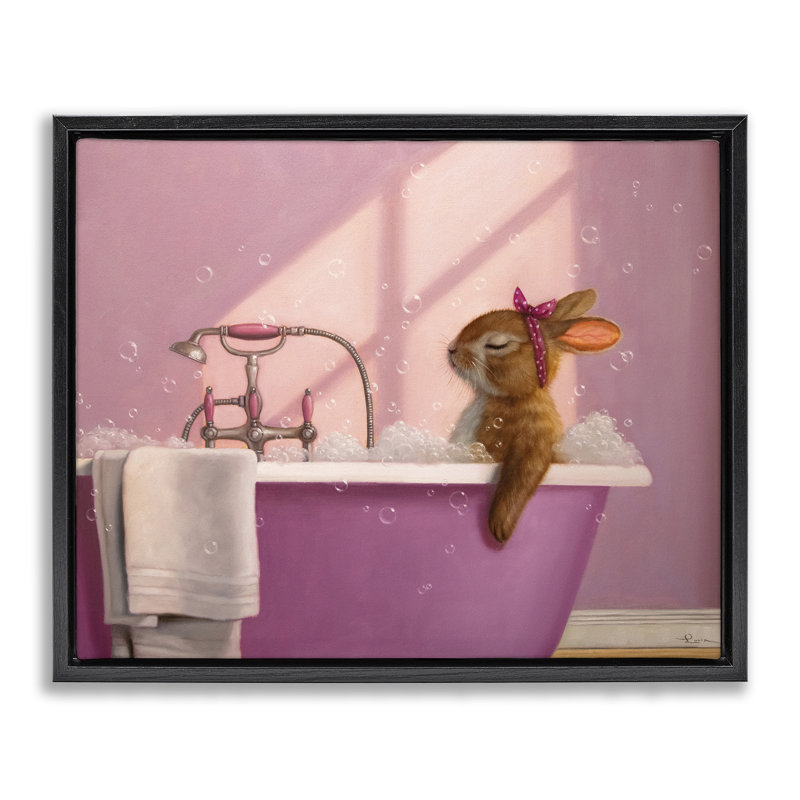 Lapin dans un cadre flottant de bain rose relaxant, design par Lucia Heffernan, H 25 po x l 31 po