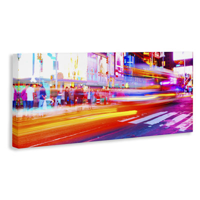«Light Streaked Cityscape», art mural sur toile par Susan Bryant