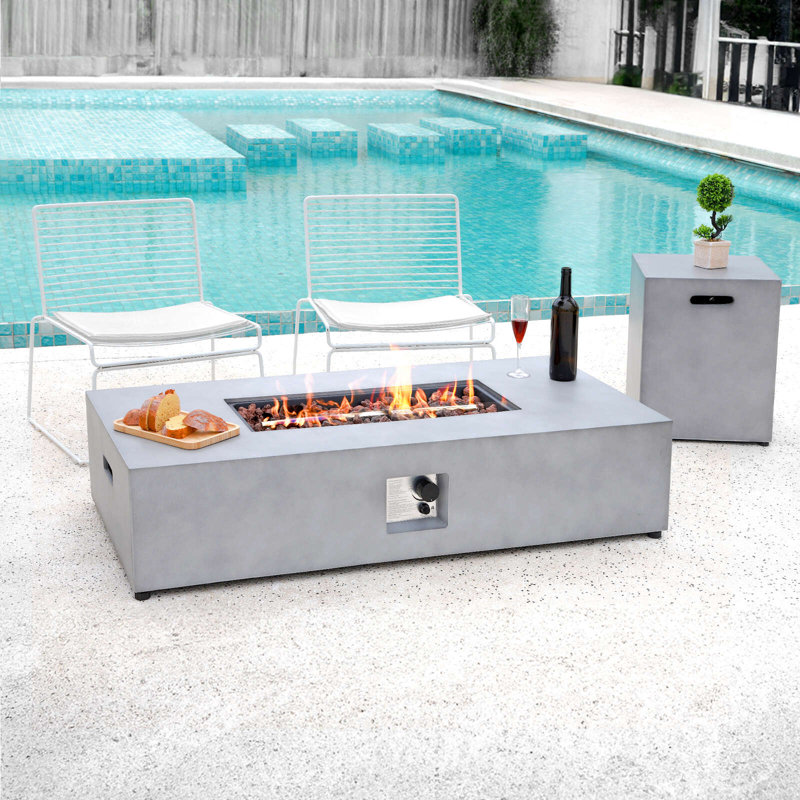 Table de foyer d'extérieur au propane de 54 po avec couvercle de réservoir, 50 000 BTU, foyer au gaz rectangulaire en béton avec couvercle en acier, housse de pluie et pierres de lave