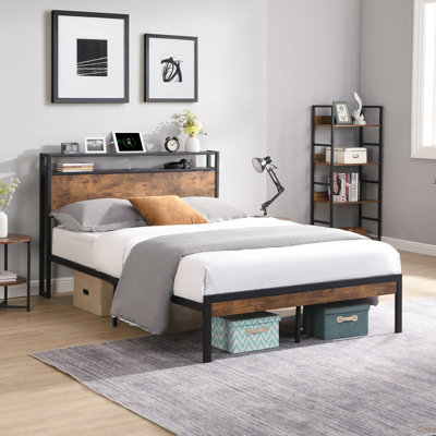 Metal Platform Bed Frame With Wooden Headboard And Footboard With USB LINER, No Box Spring Needed, Large Under Bed Storage, Easy Assemble (Bed)