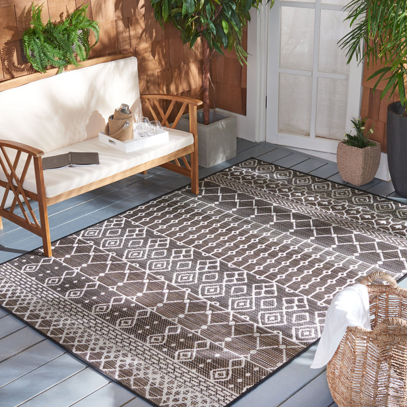 Wendling Performance Moroccan Indoor/Outdoor Area Rug, Rectangle 5'5" x 7'7"