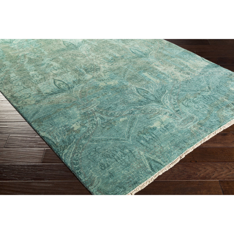 Kelton Wool Floral Indoor Rug, Rectangle 2' x 3'
