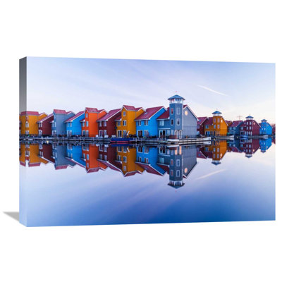 " Color House "