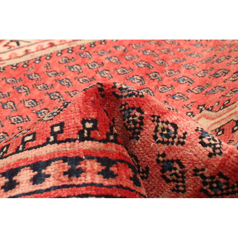 Tapis rouge Andelz 3 pi 3 po x 4 pi 11 po