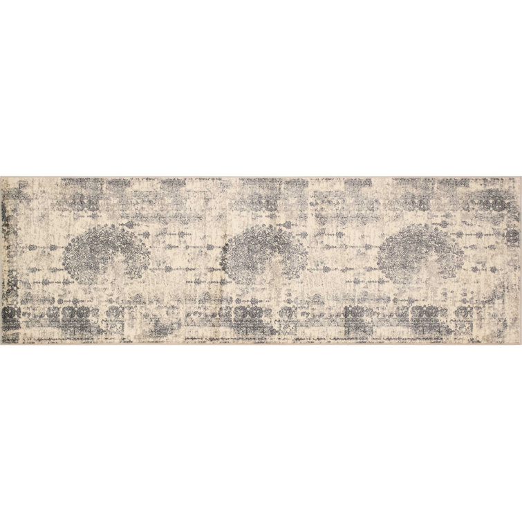 Matias Oriental Indoor Rug