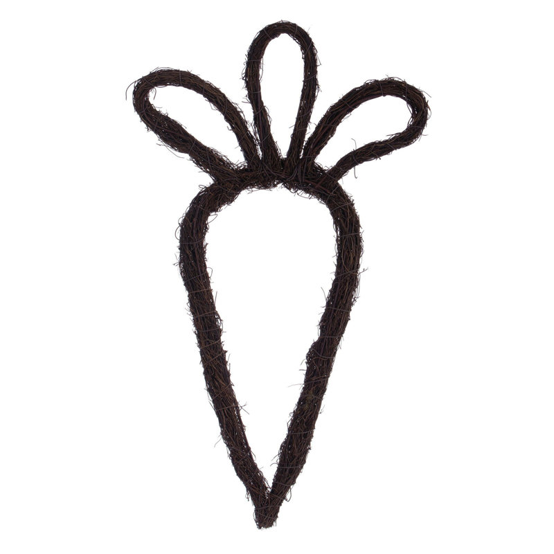 Vickerman 23"H x 12"W Carrot Outline Wreath. Made of natural twigs.