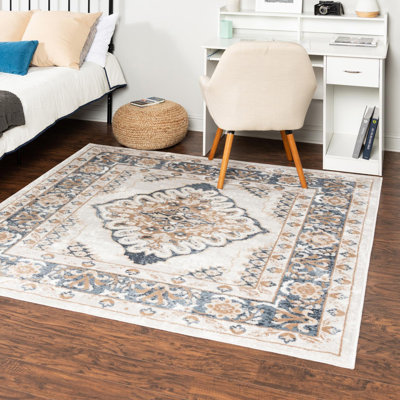 Tapis oriental en polypropylène tissé à la machine Octagon en ivoire / gris