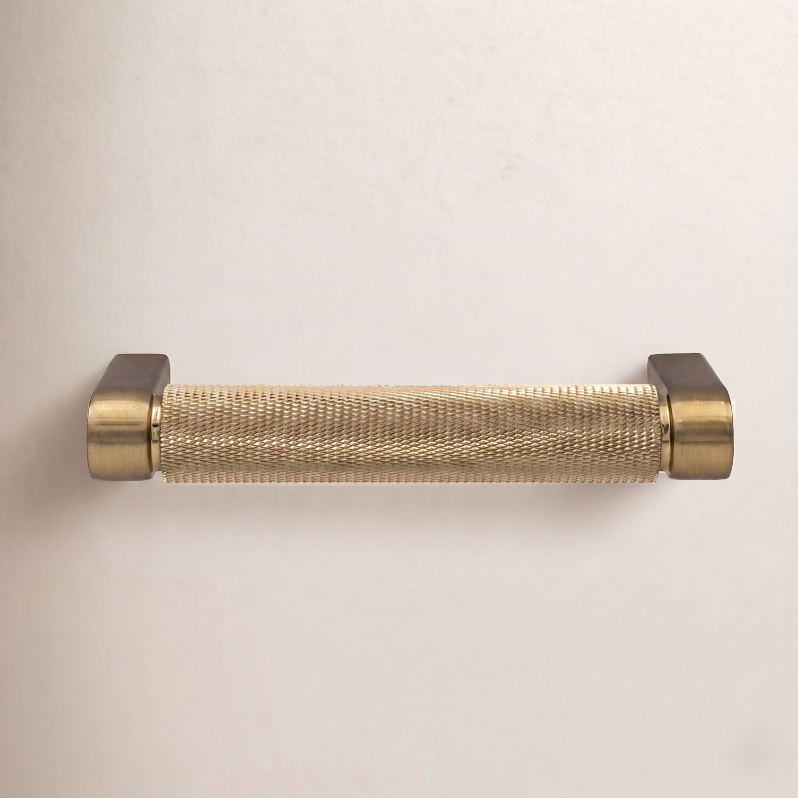Kent Knurled Bar Cabinet Pull, 4", Satin Brass