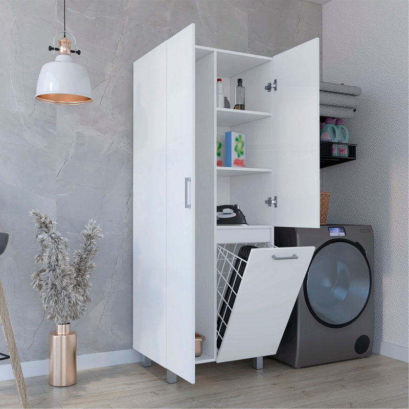 Armoire à balai à deux portes de 71 po de hauteur avec panier à linge Iris, quatre tablettes, cintres, armoire de rangement et garde-manger