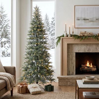 Alpine Cedar - 7.5'  *Real Touch Cedar Branches
