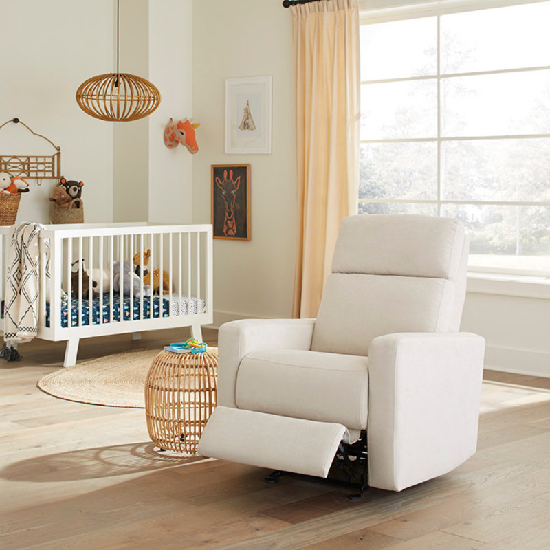 The Glider, Ivory