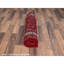 Tapis de couloir oriental rouge 2 pi 5 po x 6 pi 5 po Hussainabad rouge avec motif intégral, noué à la main, à poils longs, en laine douce et brillante