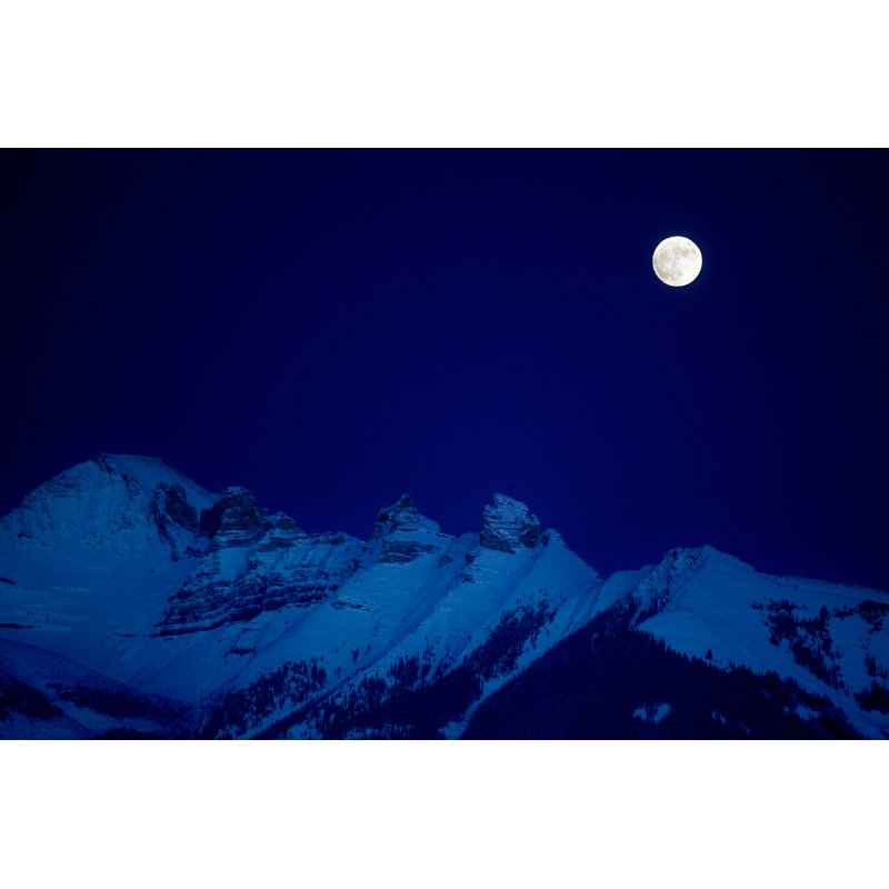 Lever de lune sur le parc national Banff par Gibsonpictures, H 20 po x l 30 po