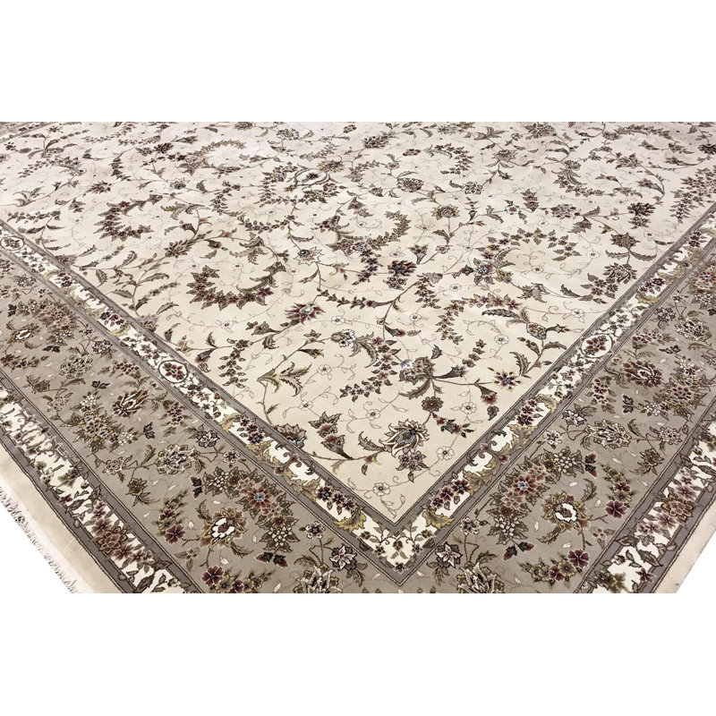 Tapis beige noué à la main de haute qualité