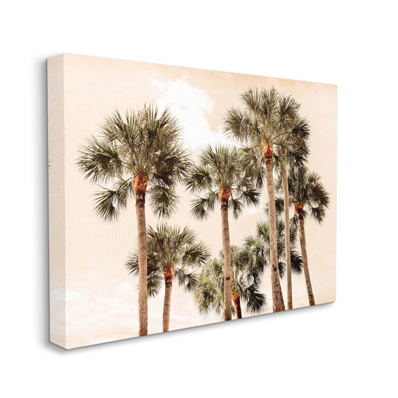 «Summer Palm Trees Sky» par Natalie Carpentieri, L 20 po x H 16 po x P 1,5 po, Toile tendue