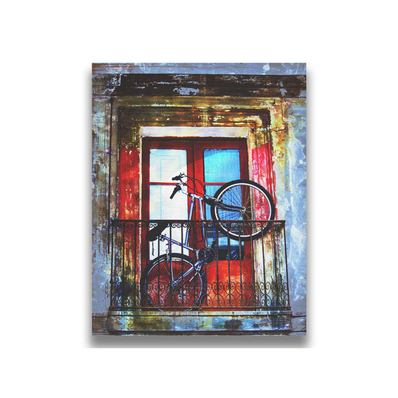 Vélo sur le balcon par Hal Halli. Impression sur papier - Montée et encadrée avec de l'acrylique transparent, taille de l'image - 40 x 50