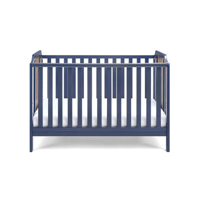 Island 3-In-1 Convertible Crib
