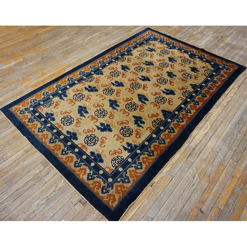 Tapis ivoire antique en laine Kansu