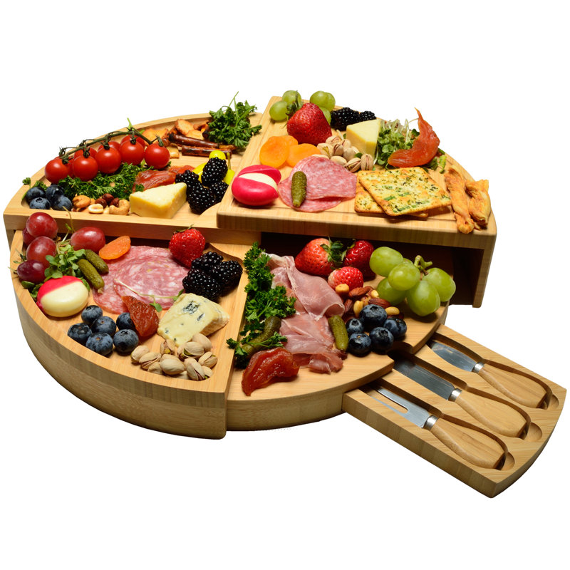 Planche de charcuterie monogramme 4 pièces, M