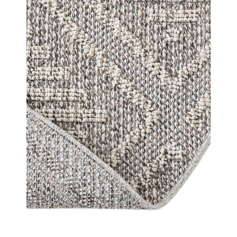 Indoor/Outdoor Trellis Area Rug, Round 5'3"