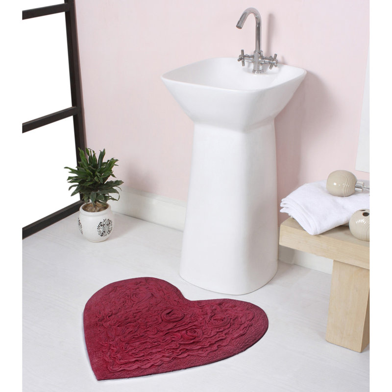 Bath Rug, Red, 18" W x 20" L