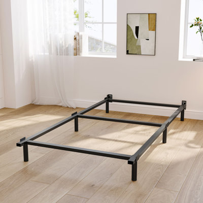 Cadres de lit en fer de 7 po Marple, support de sommier tapissier anti-balancement robuste, lits simples pour enfants, étudiants et adolescents Conception compacte et peu encombrante avec cadre, idéale pour les dortoirs, les chambres d'amis de petits appartements, les lits simples TG