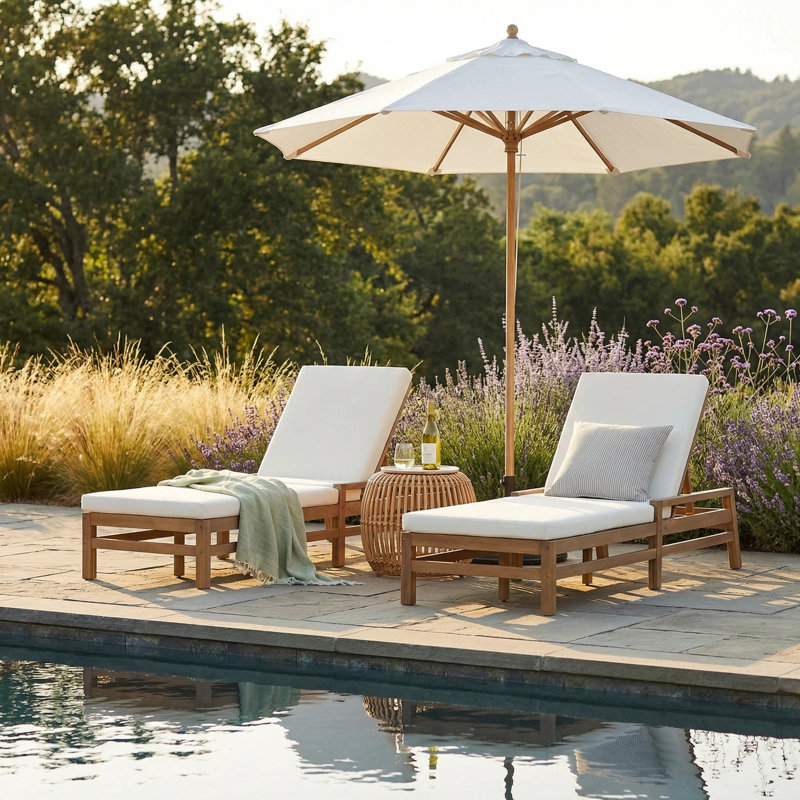 Chaise longue de patio réglable à 5 positions en bois massif et coussins épais, Teck clair, 1