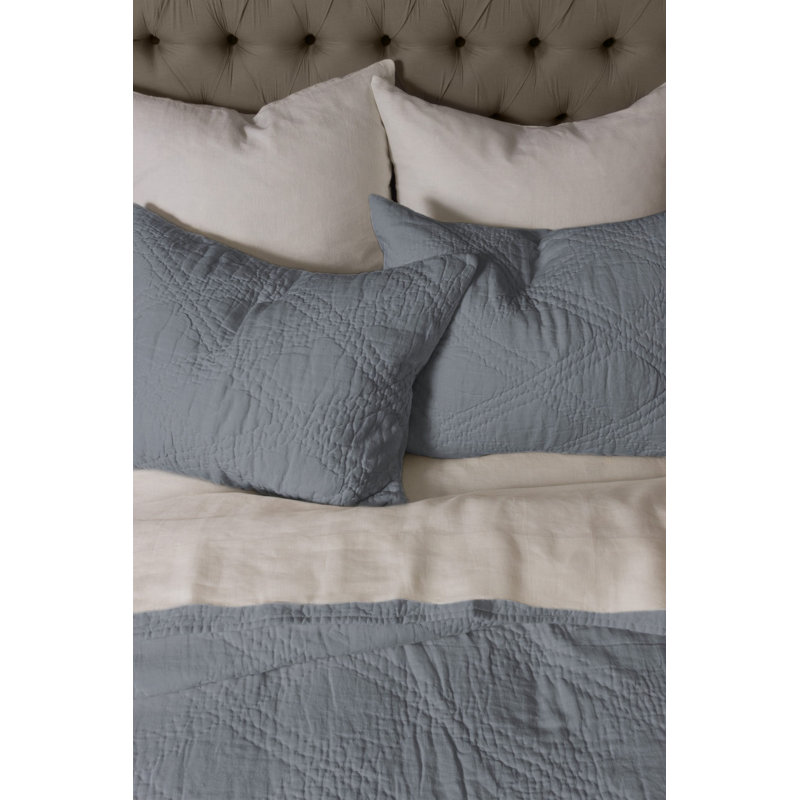 Barlona Linen Quilt, Neutral Gray, Queen Quilt