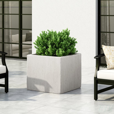 Shiner Lightweight Concrete Planter Box Set