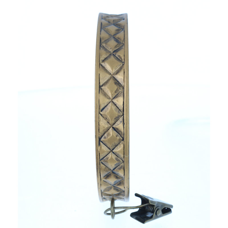 Anneau de rideau pyramidal Carrette, Doré de la Renaissance