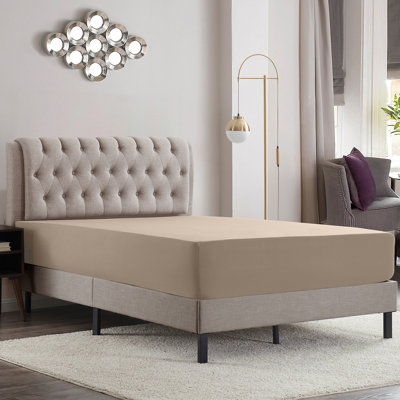 Luxury Double Brushed Microfiber Deep Pocket Fitted Sheet – 16” Mattress Fit, Wrinkle-Free, Fade Resistant & Breathable