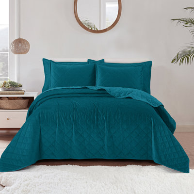 Polyester Coverlet with Pillow Shams Included