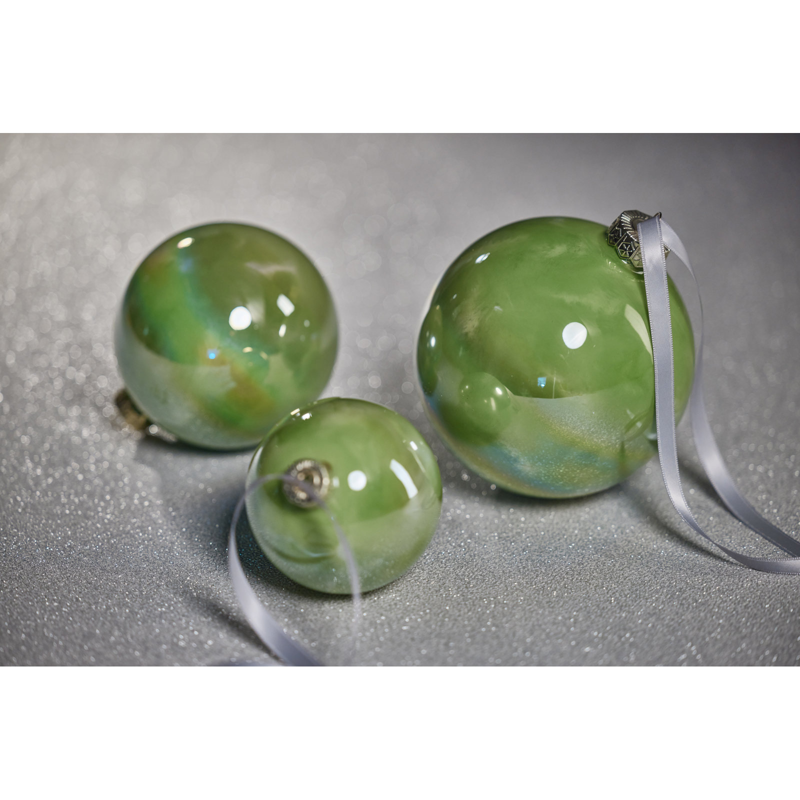 Hendrica Trees & Wreaths, 4" H x 4" W x 4" D, Green