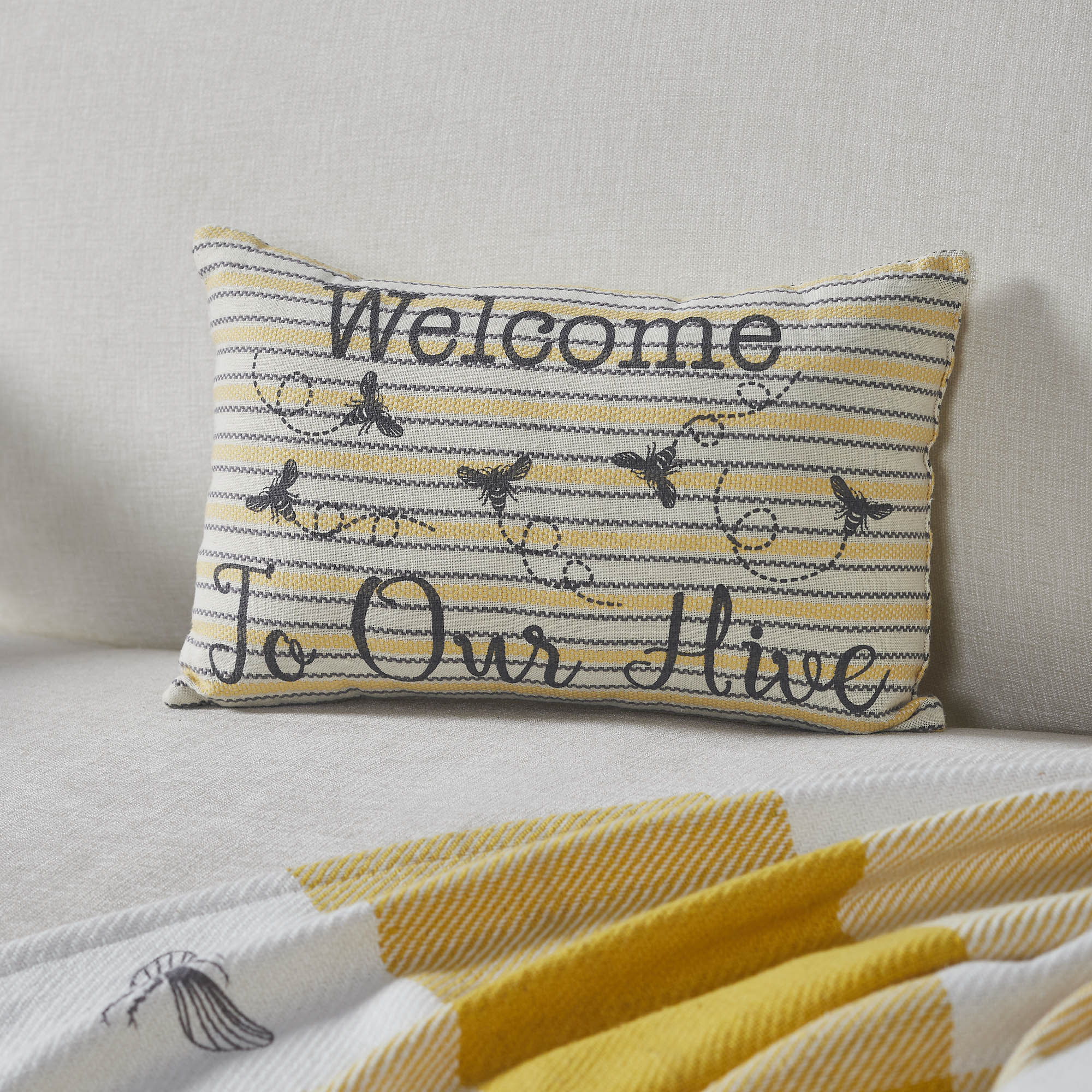 VHC Brands Buzzy Bees Überwurf – 152x157 Cm, Baumwolle, Vintage-Gelb Mit Bienen-Muster, Gewebt Für Wohnzimmer & Schlafzimmer