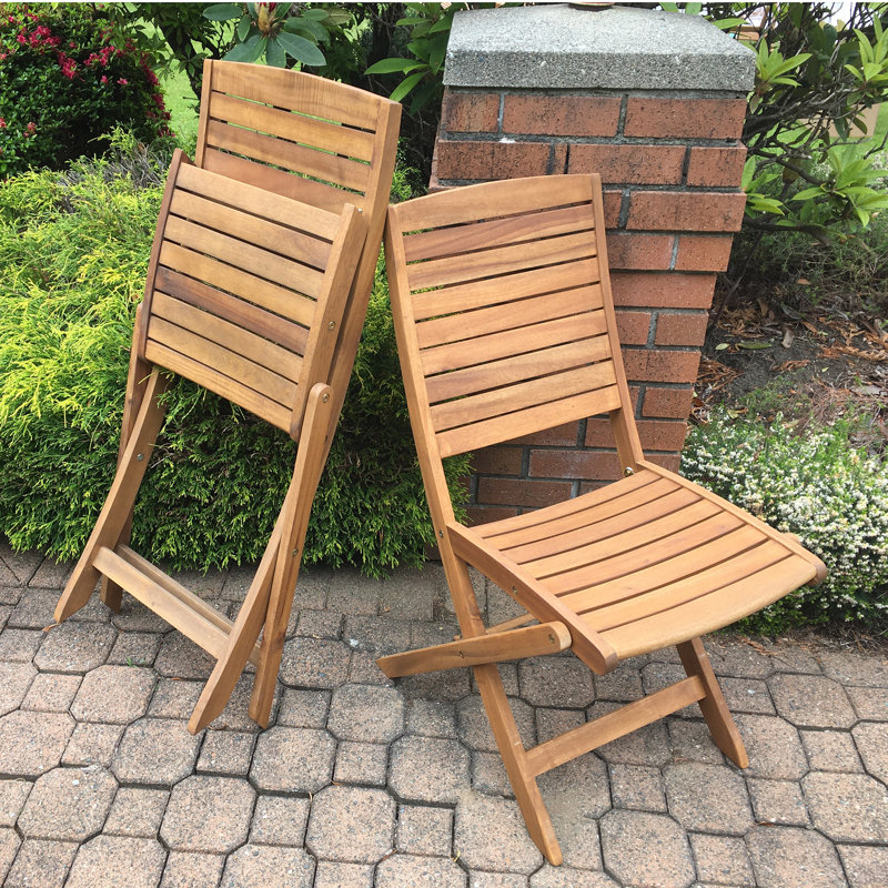 Chaise de patio pliante en acacia Chamorro