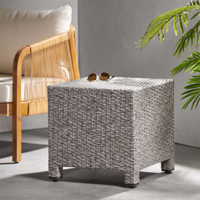TABLE D'APPOINT PUERTA - Rotin en polyéthylène durable, conception cubique polyvalente, aucun assemblage requis, parfait pour une utilisation extérieure et intérieure