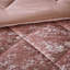 Édredon luxueux en velours rosé-126359333-126359326