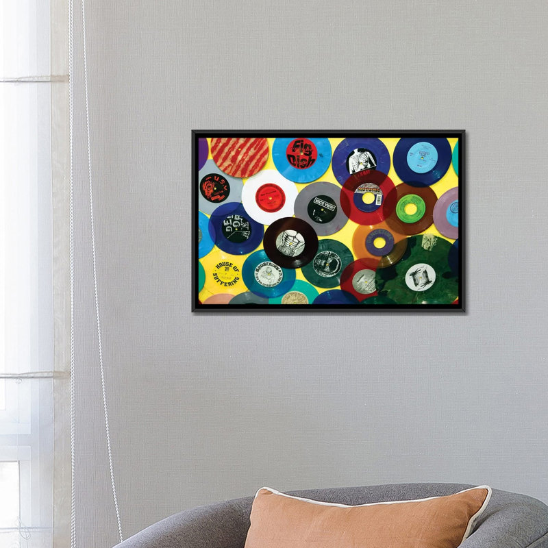 «Vinyle 45's II», reproduction sur toile, H 18 po x l 26 po x P 1,5 po, Toile avec cadre noir, Pas de tapis