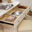 Bureau blanc rectangulaire en bois massif avec 3 tiroirs-1702440876