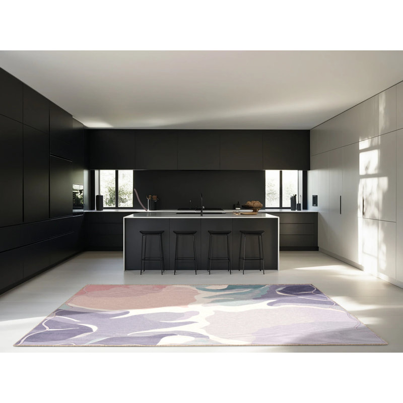 Crescent Pool Rug, Square 5'
