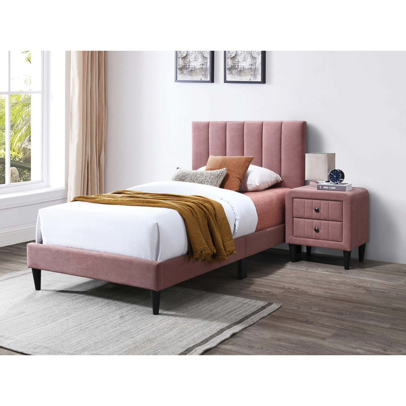 Lit simple confortable et réglable avec tête de lit capitonnée et système de soutien robuste pour un sommeil réparateur