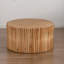 Table basse cylindrique 31,5 "de style rétro avec motif en relief à texture verticale (table basse uniquement, sans chaises)
