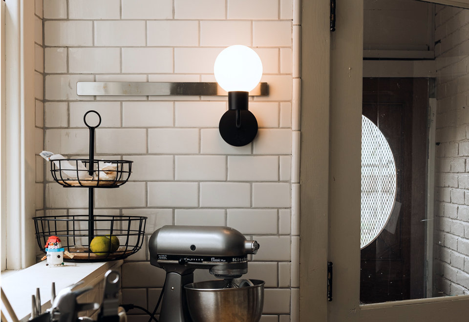Cozy, Cordless, and Tool Free.