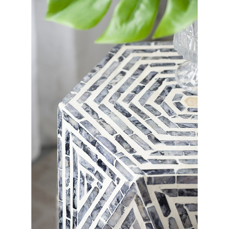 Table de bout hexagonale Maverick