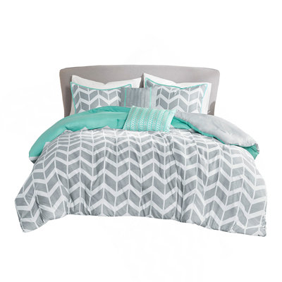 Twin/Twin XL Comforter Set