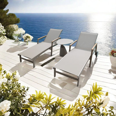 Modern Outdoor Sun Lounger Outdoor Metal Chaise Lounge Set with Table
