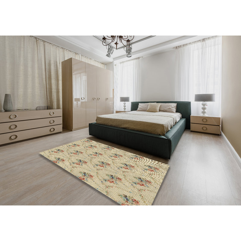 Ivie Floral Indoor Rug, Rectangle 5' x 7'
