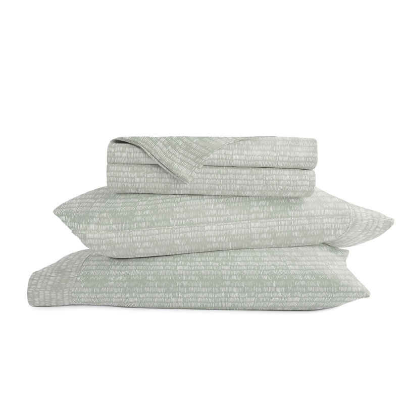 4 Piece Delicate Details Pattern Sheet Set, Cal.King Sheet Set with 2 King Pillowcase, Green Mist Geometric