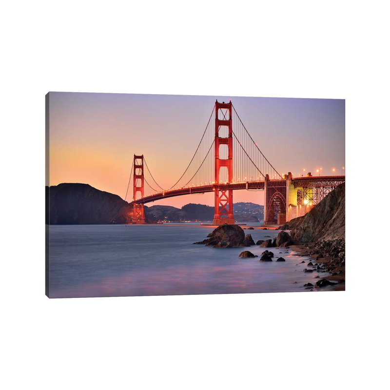 Golden Gate Bridge, Marshall Beach sunset par Susanne Kremer - Photographie de toile tendue, H 8 po x l 12 po x P 0,75 po